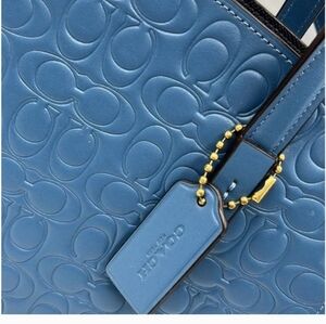 👀 Strap Search 👀